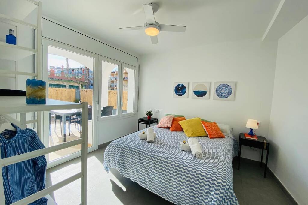 70 M2, Apartamento Cerca De La Playa, Apto Minusvalidos. Rosas Exterior foto