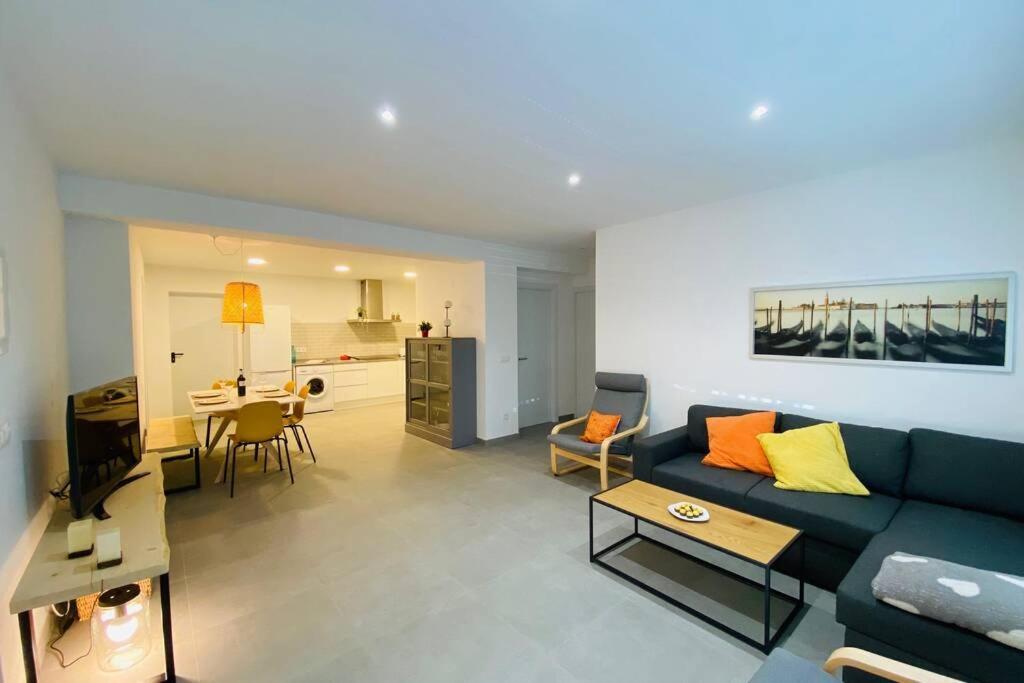 70 M2, Apartamento Cerca De La Playa, Apto Minusvalidos. Rosas Exterior foto