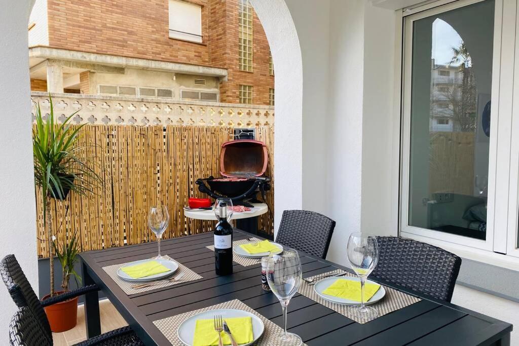 70 M2, Apartamento Cerca De La Playa, Apto Minusvalidos. Rosas Exterior foto